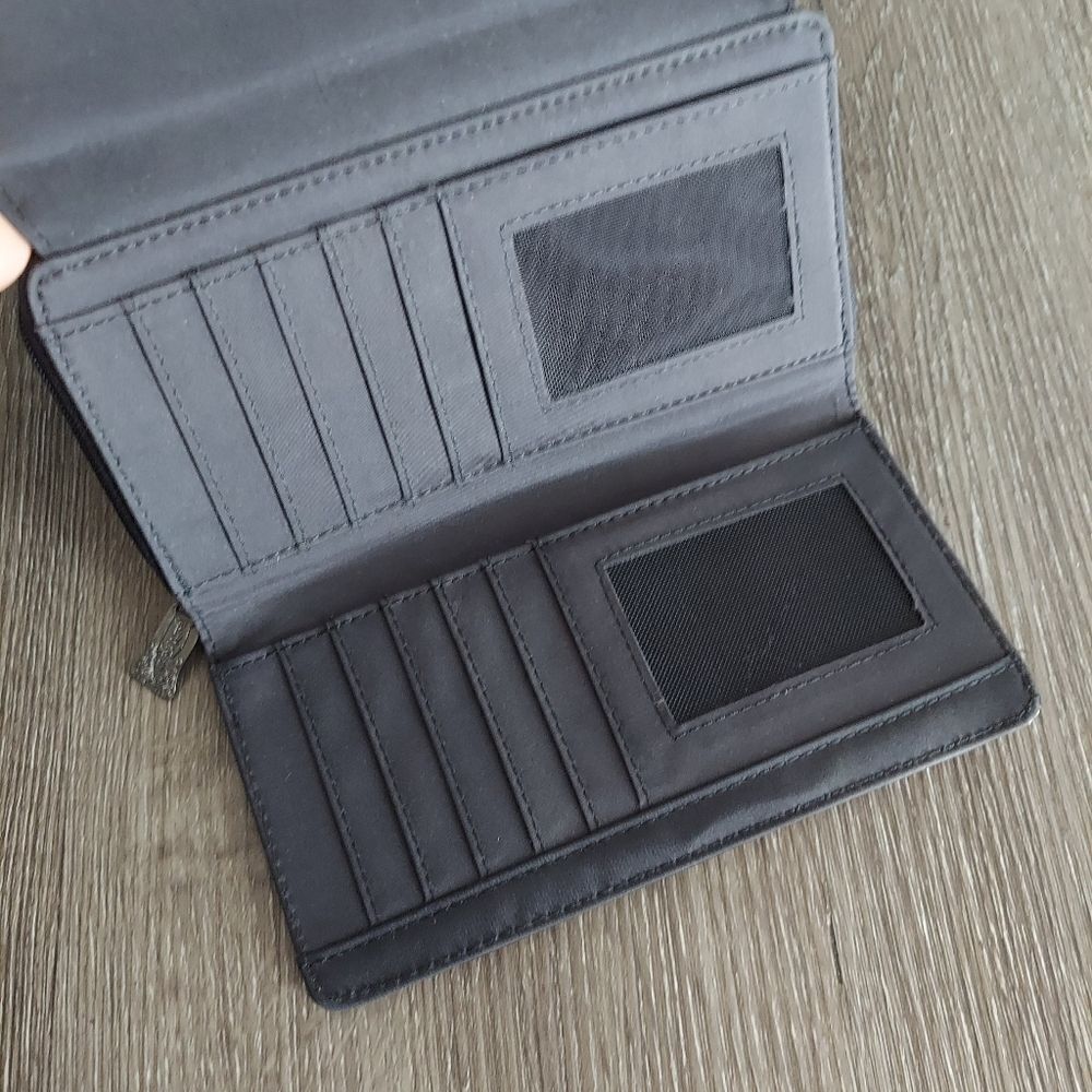 Trinity Ranch Leather Stitch Collection Wallet - Picture 4 of 8